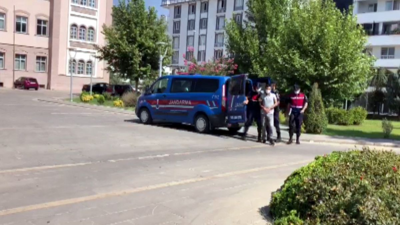 87 yaşındaki kişinin 92 bin eurosunu çalanlar yakalandı